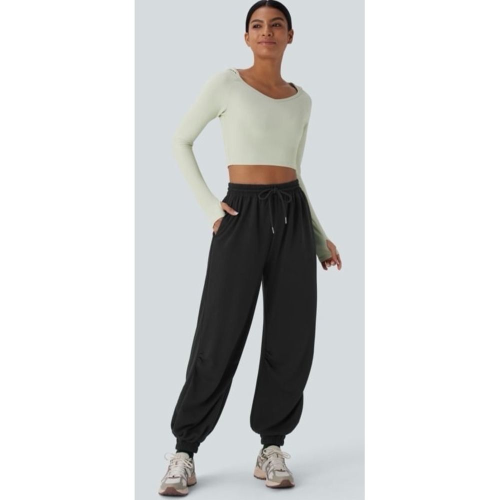 Halara High Waisted Drawstring Pocket Joggers Black Small/Regular‎ - Picture 3 of 9